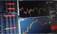 创业板指跌1%，文化传媒、互联网、半导体行业跌幅靠前